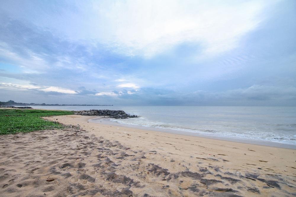 Ceylonica Beach Hotel Negombo Eksteriør bilde