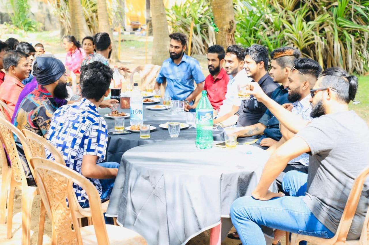 Ceylonica Beach Hotel Negombo Eksteriør bilde