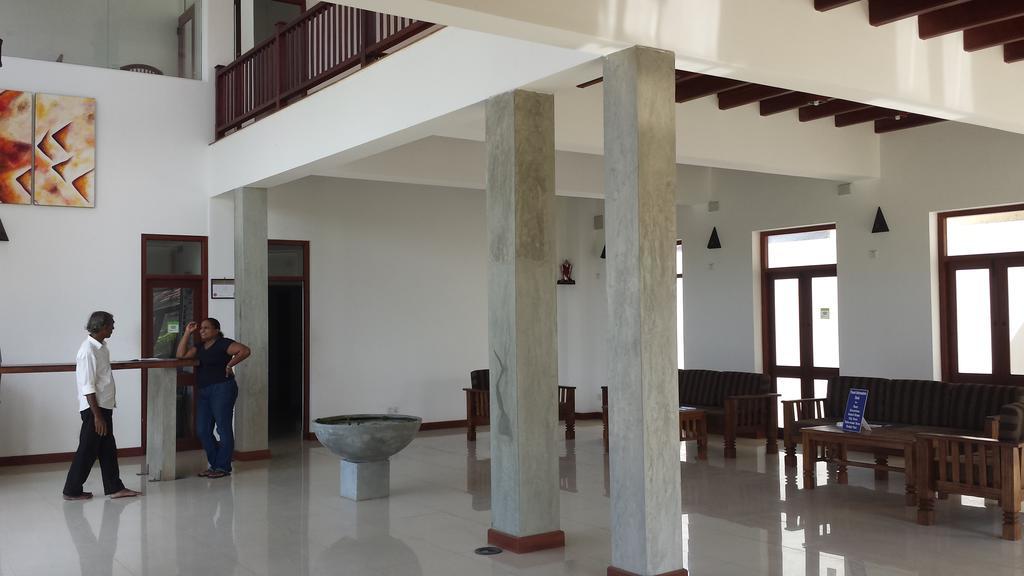 Ceylonica Beach Hotel Negombo Eksteriør bilde